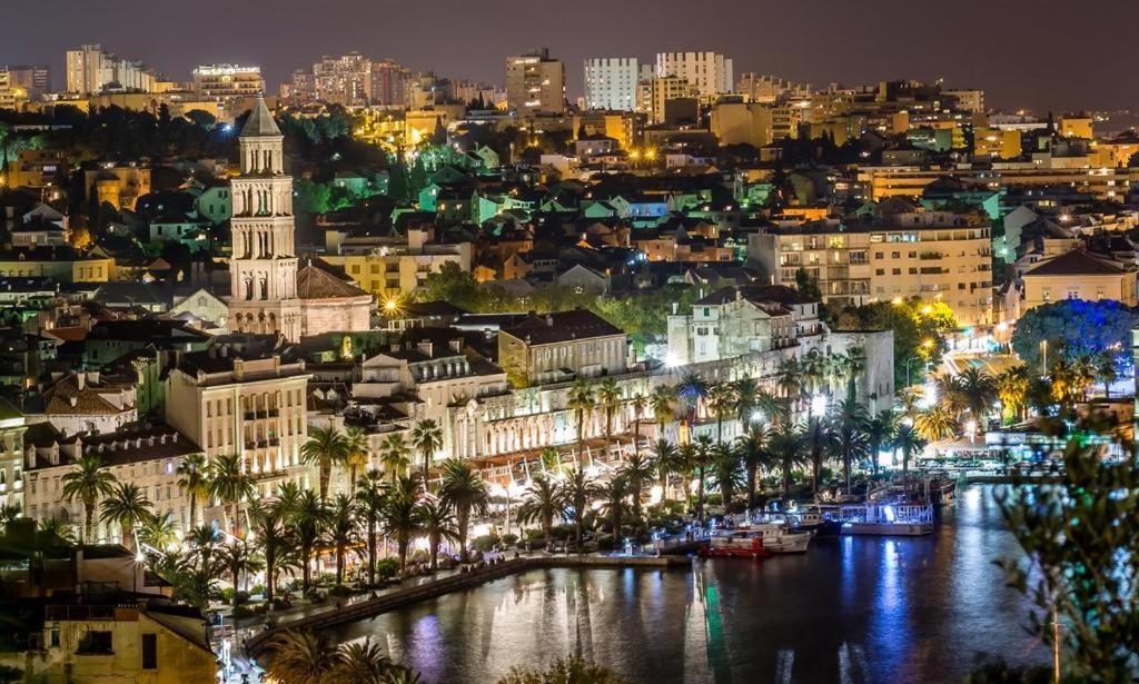 Luxury Apts Leone Split Centre Εξωτερικό φωτογραφία